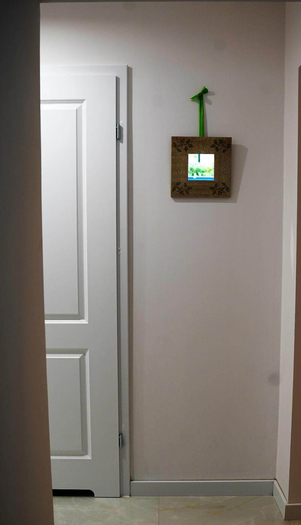 Nice Apartament With Small Tub Варшава Екстериор снимка
