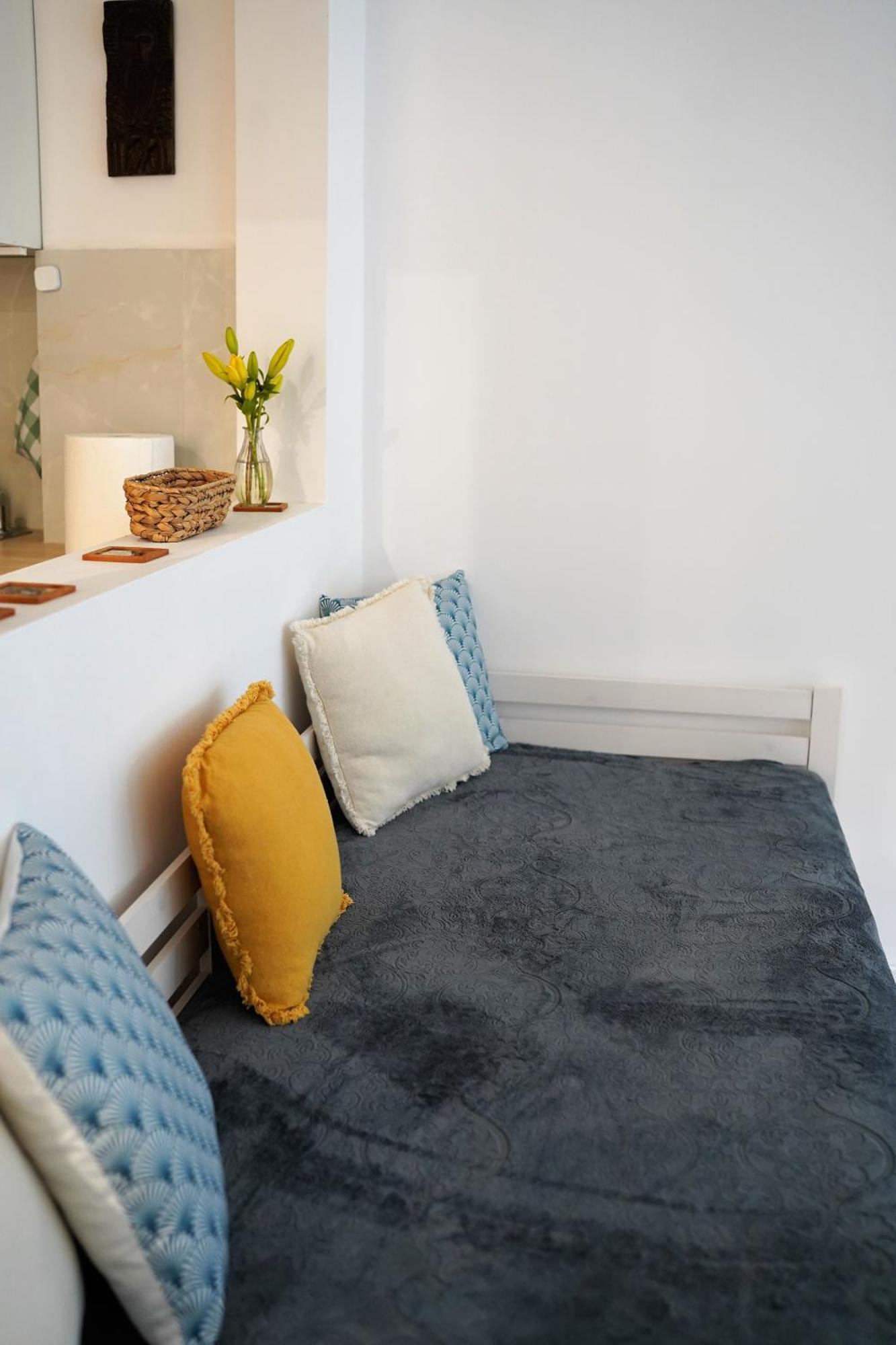 Nice Apartament With Small Tub Варшава Екстериор снимка